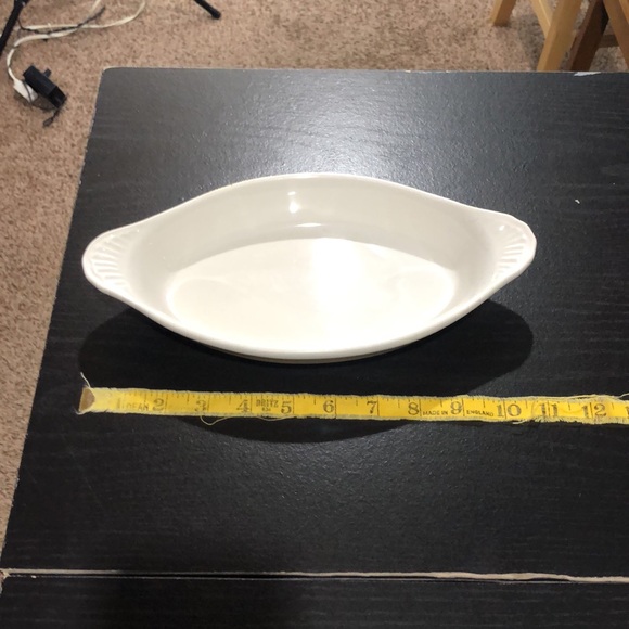 White serving dish - Picture 7 of 8